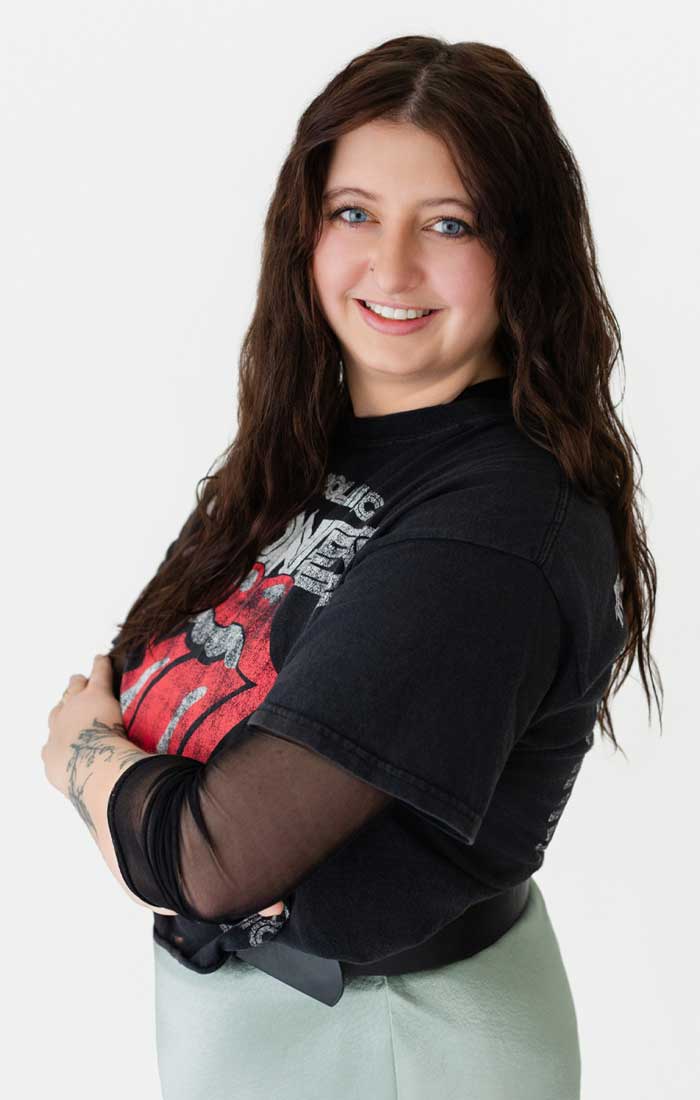 portrait of Courtney Drew, stylist at The Sanctuary Salon in Daphne Alabama