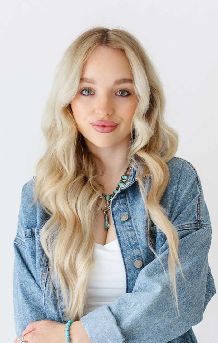 portrait of Lizzy Grace, stylist at The Sanctuary Salon in Daphne Alabama